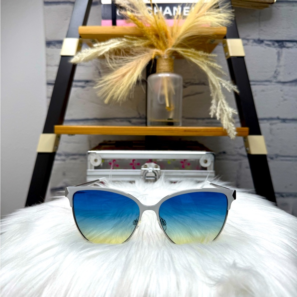 Martha Stewart White & Silver Sunglasses